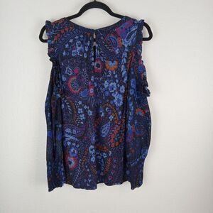 Loft long sleeve ruffle cold shoulder floral long sleeve blouse size Medium blue